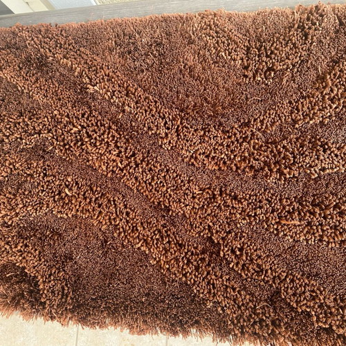 Modern brown rug like new, 85 cm dimensions