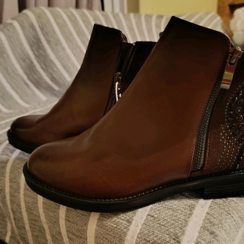 Xti women's brown ankle boots new, size 39