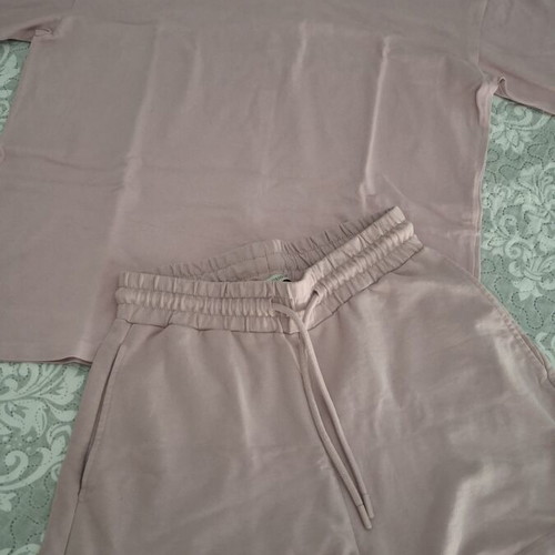 Pink sportswear set, shirt M, shorts S