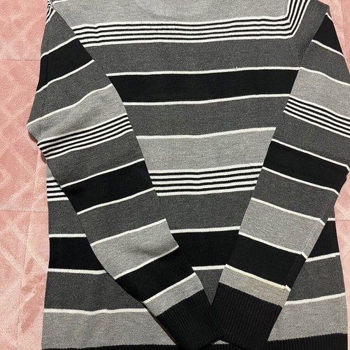 Men's wool long-sleeve sweater, size S, black and white