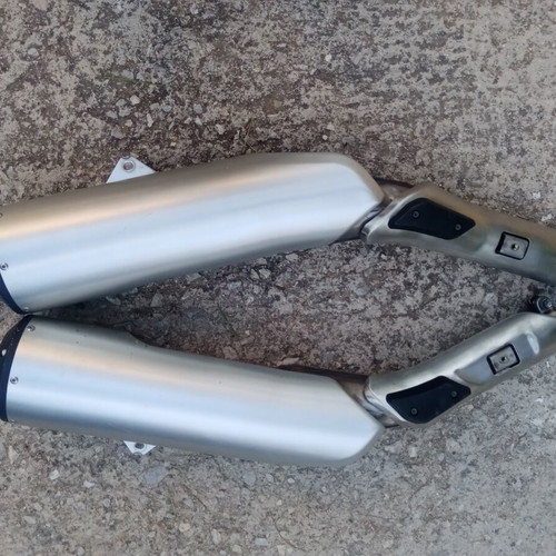 Suzuki V-Storm 1000 exhaust silencers, model 2005-06, genuine, pair
