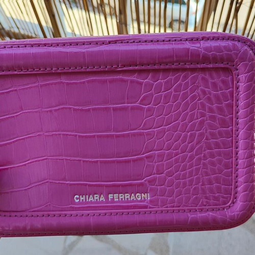 Τσάντα Chiara Ferragni χιαστί ροζ σαν καινούργιο