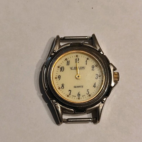 Wristwatch used Quartz