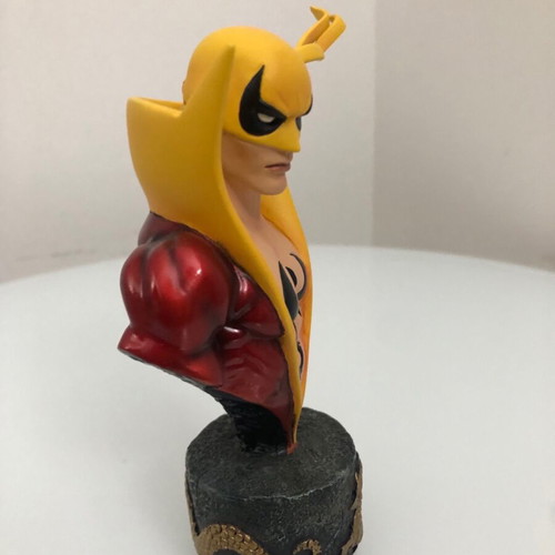 Iron Fist Red Variant Resin Bowen Bust new, Marvel Limited Edition