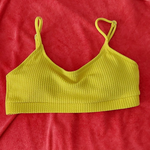 TWO BIKINI TOPS SIZE S/M - THE PRICE REFERS TO BOTH