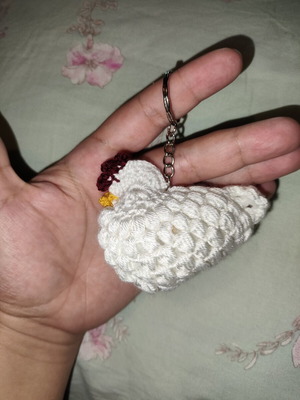 Frederiki The Hen Keychain new