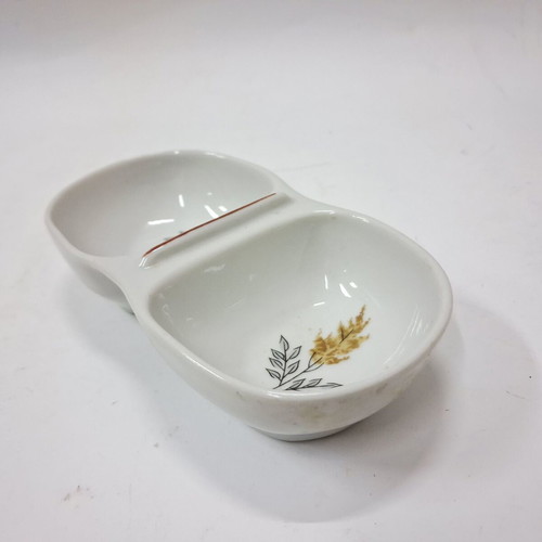 Vintage double porcelain salt and pepper shaker like new