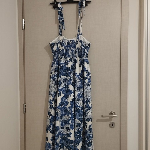 Maxi women's dress like new, blue and white floral pattern, Shein