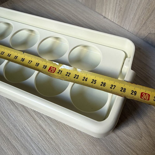 Pitsos refrigerator egg holder