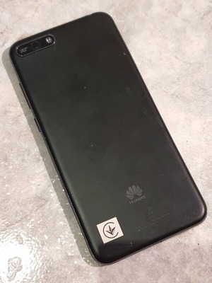 Huawei Y6 2018 (ATU-L22) μεταχειρισμένο για ανταλλακτικά