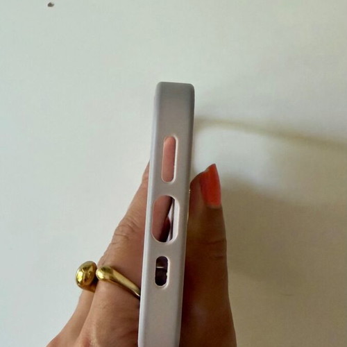 Guess iPhone 14 case, pink