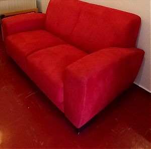 Διθέσιος καναπές σε άριστη κατάσταση
