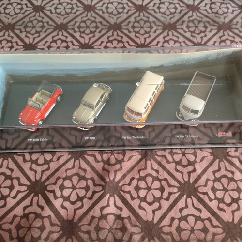VW miniature cars like new, Schuco set 1:43 scale