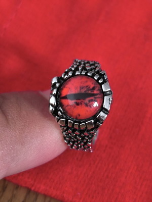 Dragon Eye Ring Red Gothic Fantasy Adjustable New