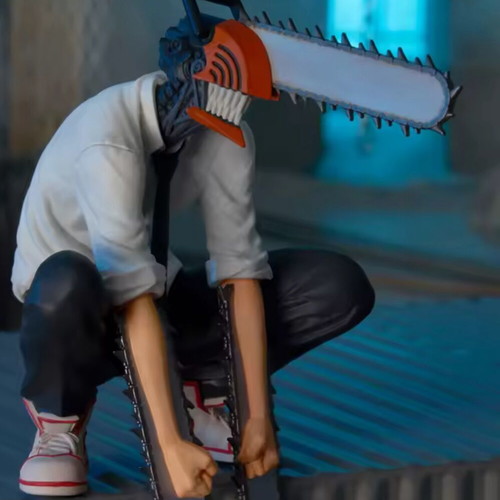 Chainsaw Man figure like new
