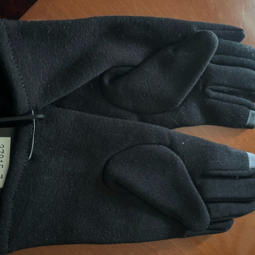 Gloves for cold weather like new, warm and stylish