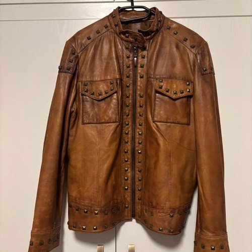 Lapel women's leather jacket with studs, like new, brown, size L