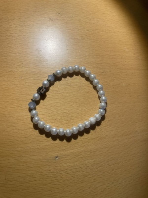 Komboskini with beads like new, elastic