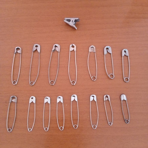 Safety pins and small metal clip pack of 15 used