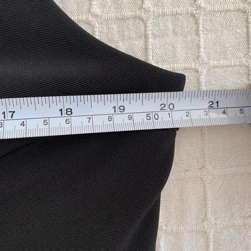 Joseph Ribkoff black top 3XL like new