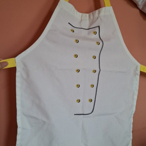 Children's cooking aprons like new, set of 2