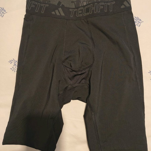 Adidas Techfit Small Men's Short Leggings like new, black