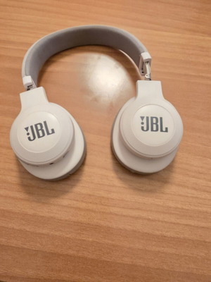 JBL E55BT Wireless Headset like new