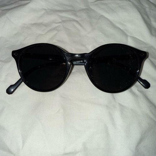 Vogue unisex sunglasses used, black