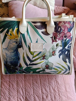 Leather women's bag, like new