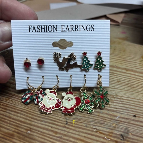 Christmas metal earrings set of 6 pieces new