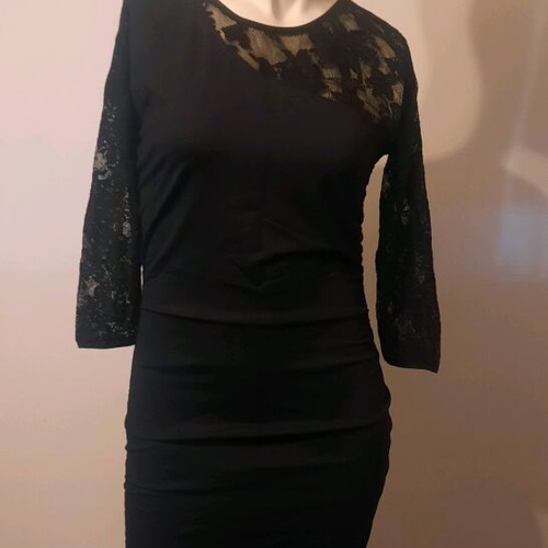 Elegant black dress new without tag