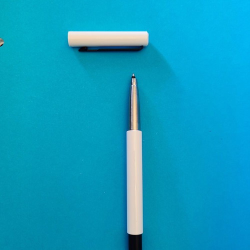 Parker pen white new, black ink