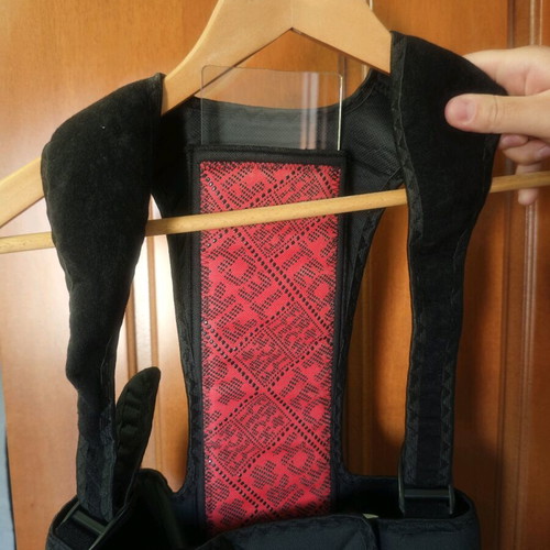 Firtech Kyphosis Brace like new, adjustable small with ceramic materials