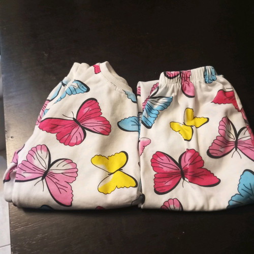 Pajamas with colorful butterflies for girls 11 years like new