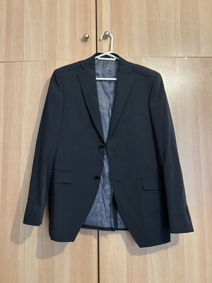 Glou men's suit used, size 50, black