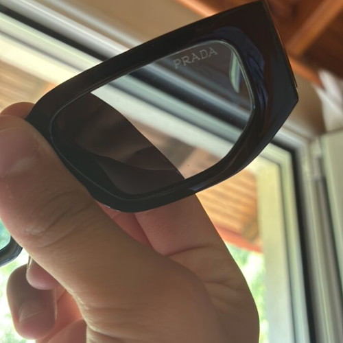 Prada sunglasses in excellent condition, black