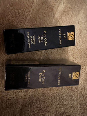 Estée Lauder Lipstick new
