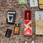 Various miniature perfume testers used, pack