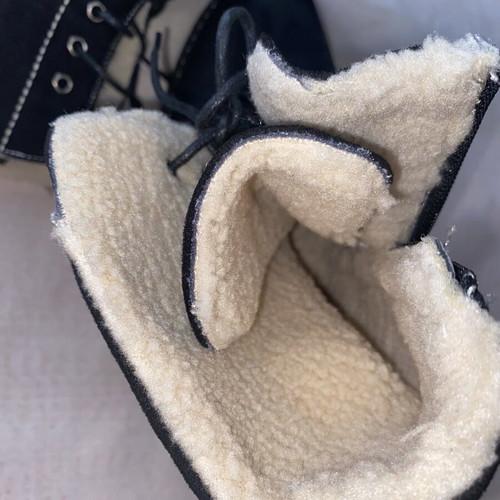 Women's boots like new, black, size 39