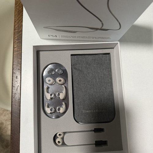 Bowers & Wilkins PI4 wireless headphones, adaptive noise cancelling, gold