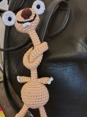 Knitted Sid from Ice Age movie new
