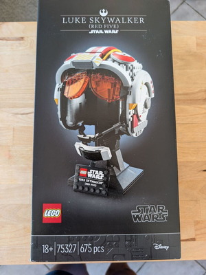 Lego Star Wars Luke Skywalker (Red Five) Helmet sealed new
