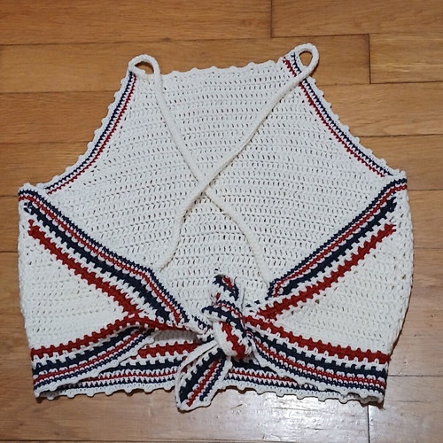 Pull & Bear white knitted top tied at back size Small like new