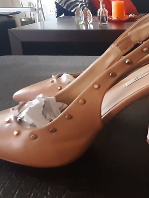Axel nude slingback γόβες μεταχειρισμένες, νούμερο 40, μπεζ