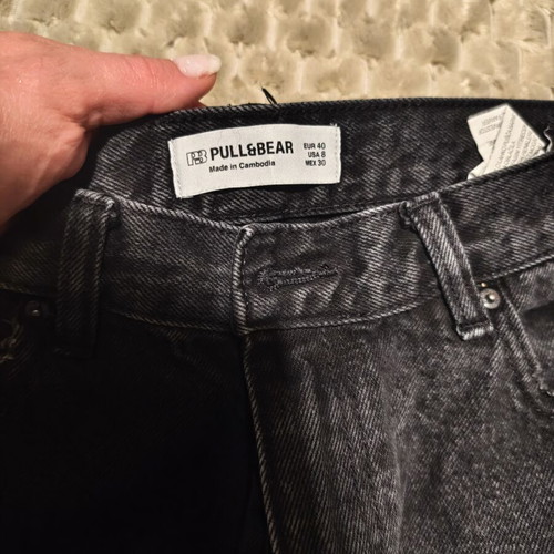 Pull & Bear Mom Fit Jeans Like New, Black, Size EUR 40