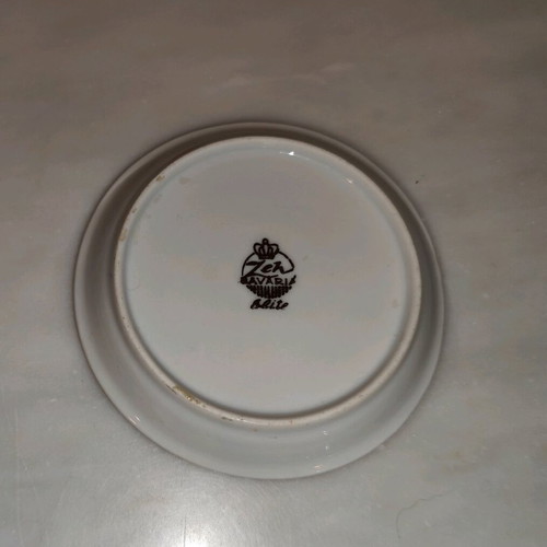 Zeh Bavaria vintage plate used with Fragonard design