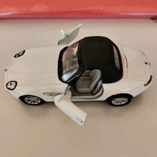 BMW Z8 convertible toy car collectible like new