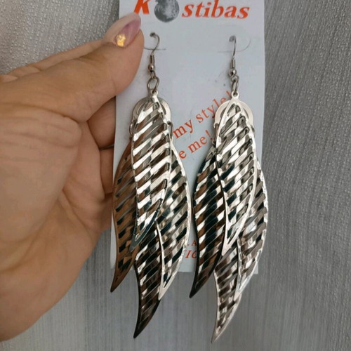 Leaf earrings silver new