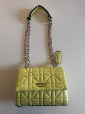 Guess Quilted Shoulder Bag new, lime yellow