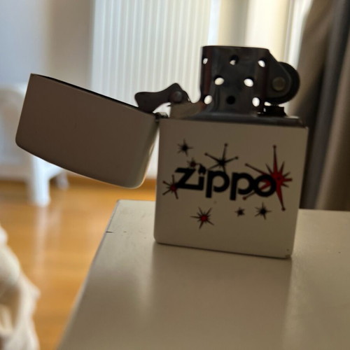 Zippo lighter like new, authentic